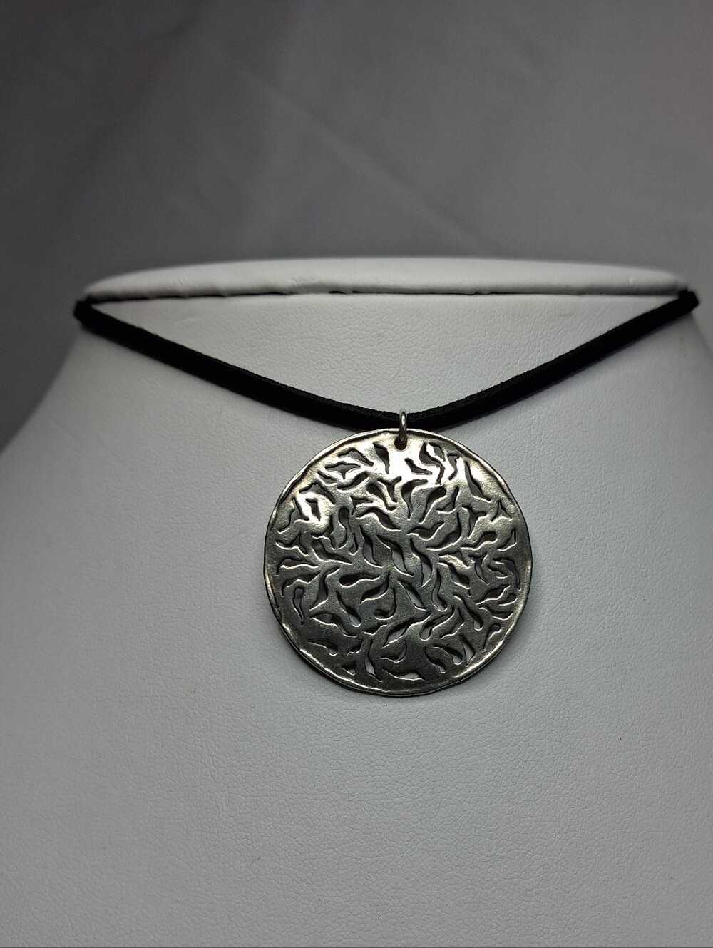 Sterling Silver Filigree Round Pendant Necklace